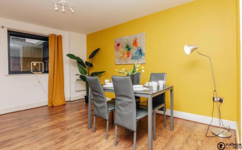 Sl Luxury 2 Bed Broad St Home Birmingham Exteriör bild